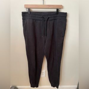 American Eagle black joggers